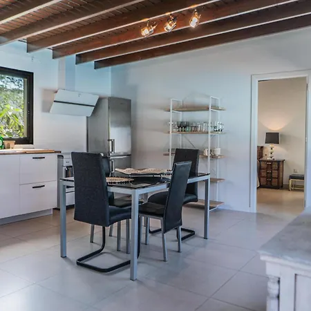 Nazoly - Private Pool, Quiet & Exclusive In Lanzarote בית נופש